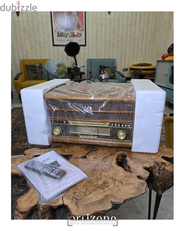 Vintage Denver Retro Wood turntable record player 2