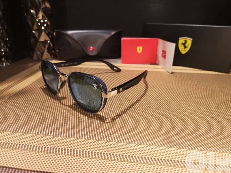 Ray Ban Ferrari Glossy Black luxurious sunglasses with G15 lenses 70% 2