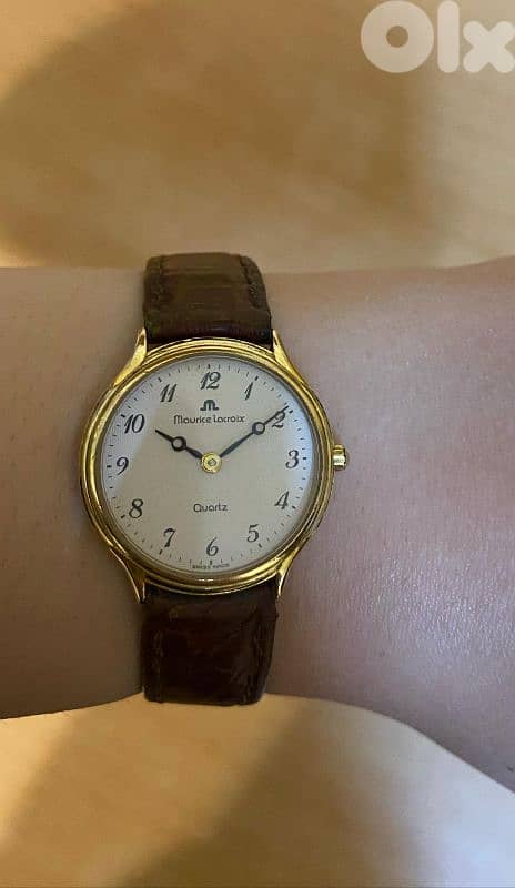 ساعة سويسرية 0