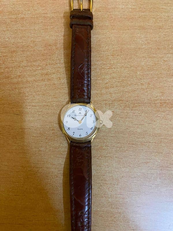 ساعة سويسرية 1