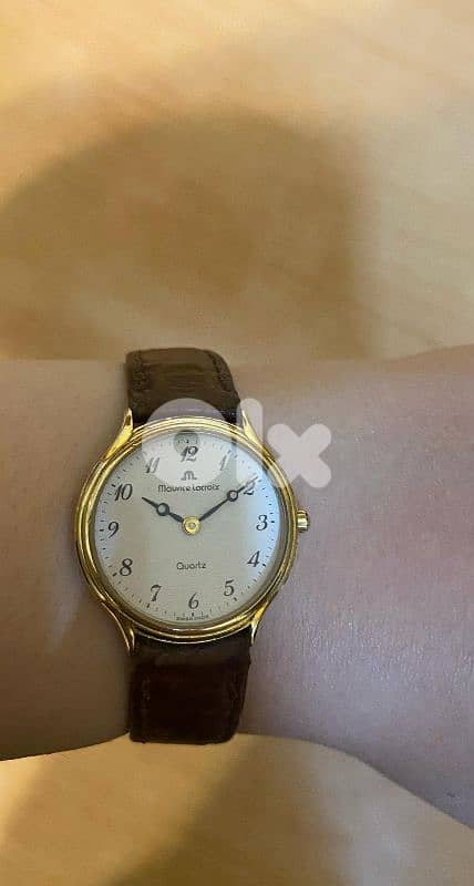 ساعة سويسرية 3