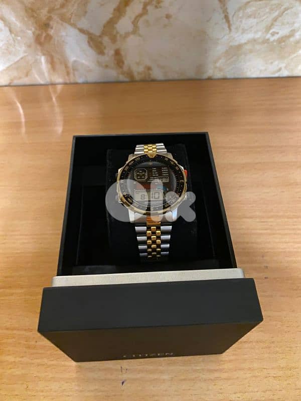 ساعة سيتيزن 0