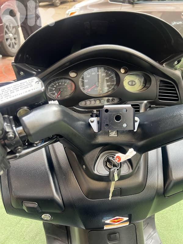 honda silverwing 600 cc crystal Tmode 4