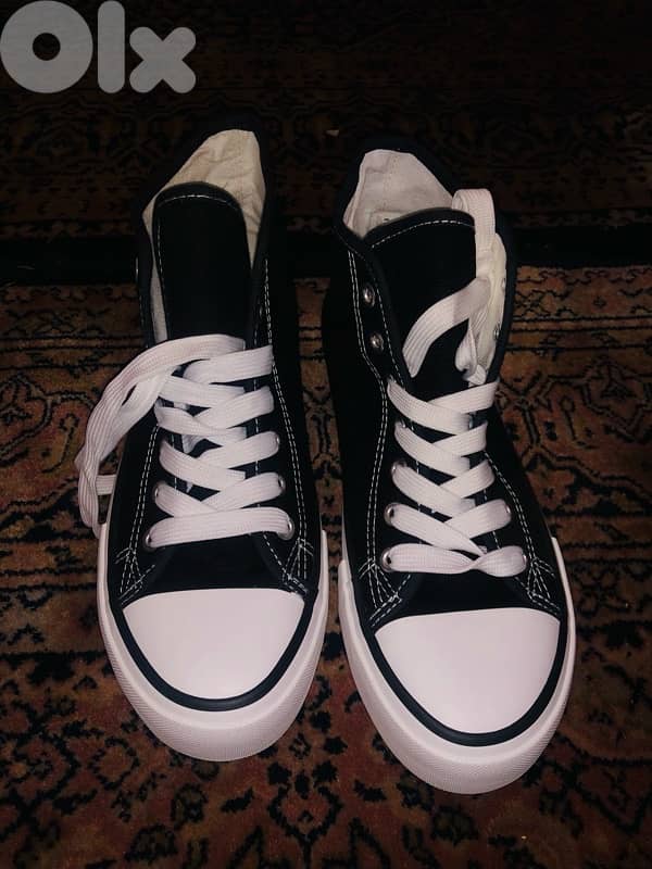 Converse women shoes 0