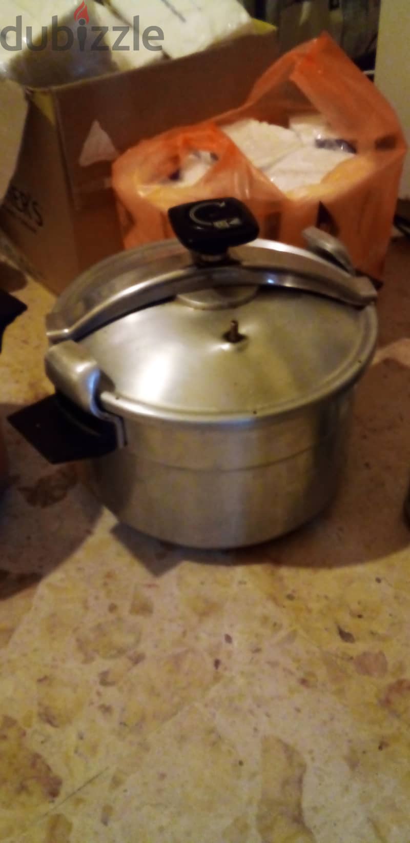 طنجرة. ضغط 0