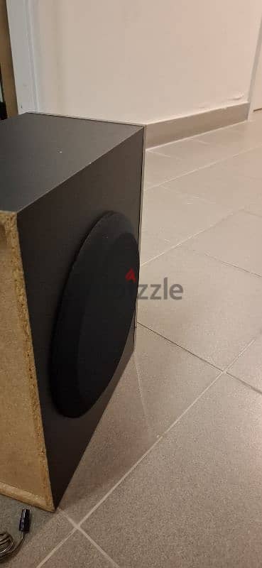 Samsung Audio System (Subwoofer, Centeal Speaker, Surround Speakers) 7