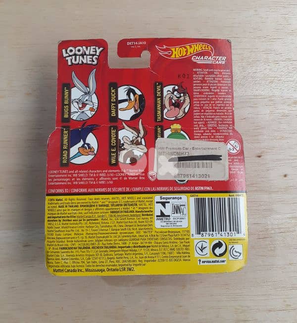 Looney Tunes (Daffy Duck) Hot Wheels diecast car model 1;64. 1