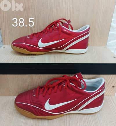 Nike shoes size 38.5