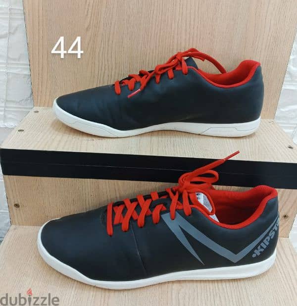 Kipsta shoes size 44 0