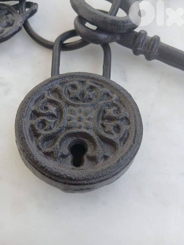 قفل ومفاتيح 4