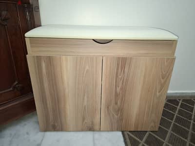 خزانة احذية