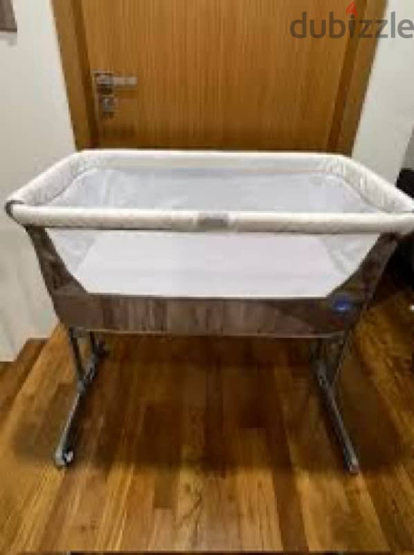 zibos next to me with electric swing  and a cam bath tub 4