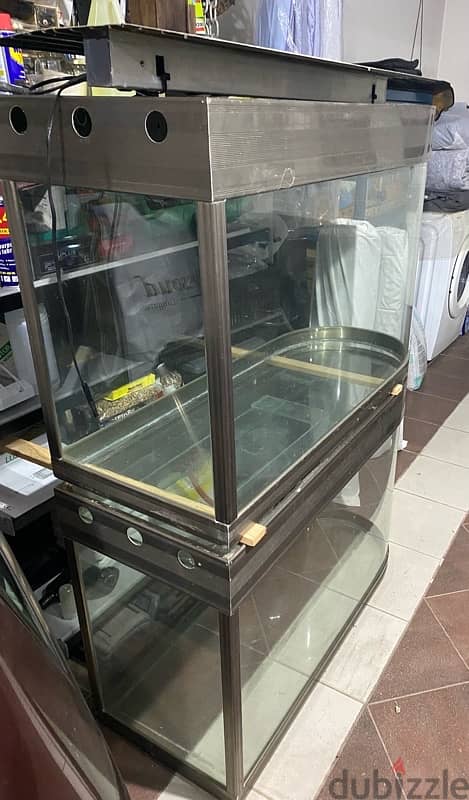 Aquarium pair made in Japan 4