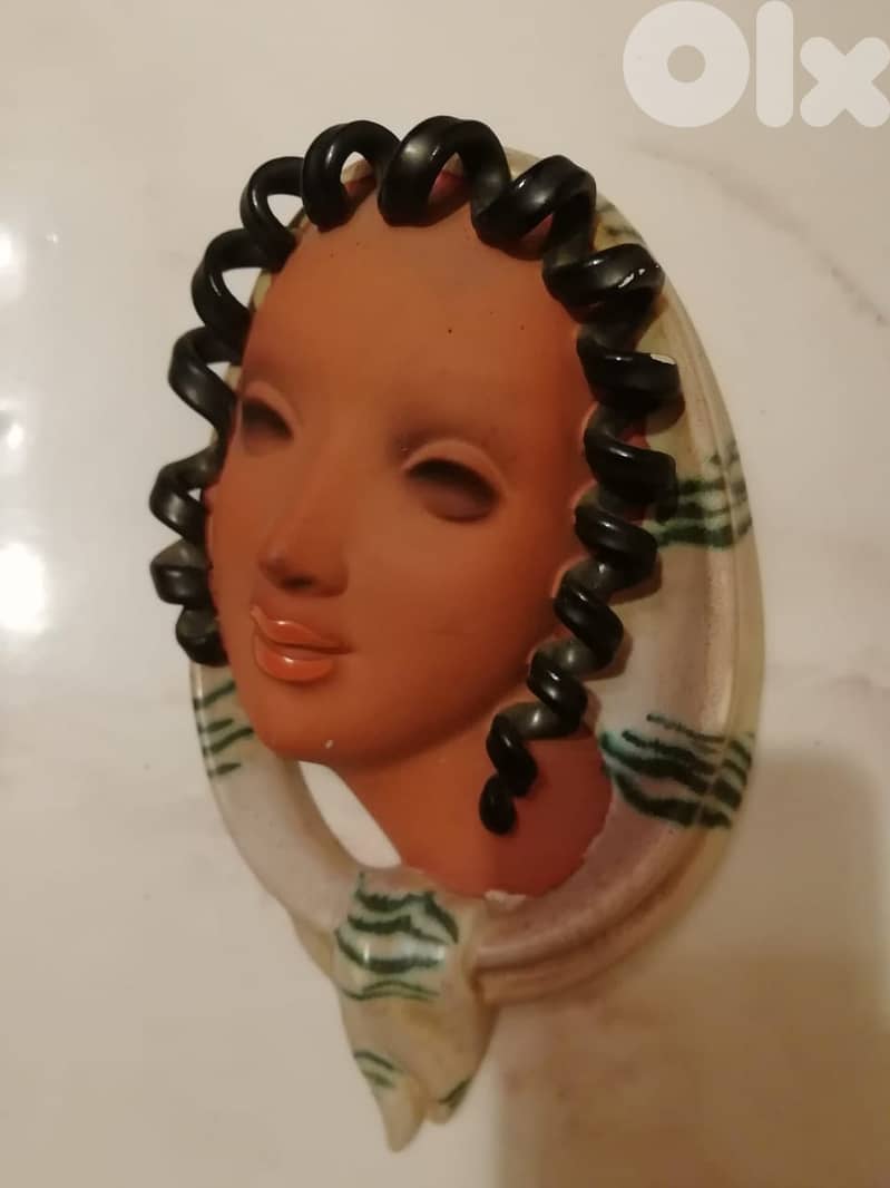 Wall mountable decorative pottery head figure 21*13cm 2