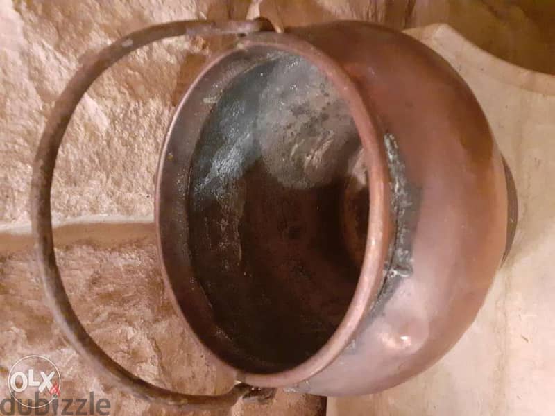 سطل قديم جدا انتيك 1