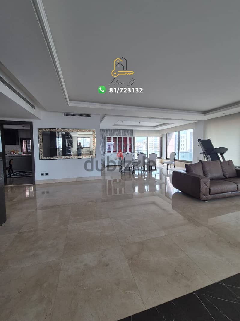 Luxurious Apartment For Sale in Ramlet el bayda 0