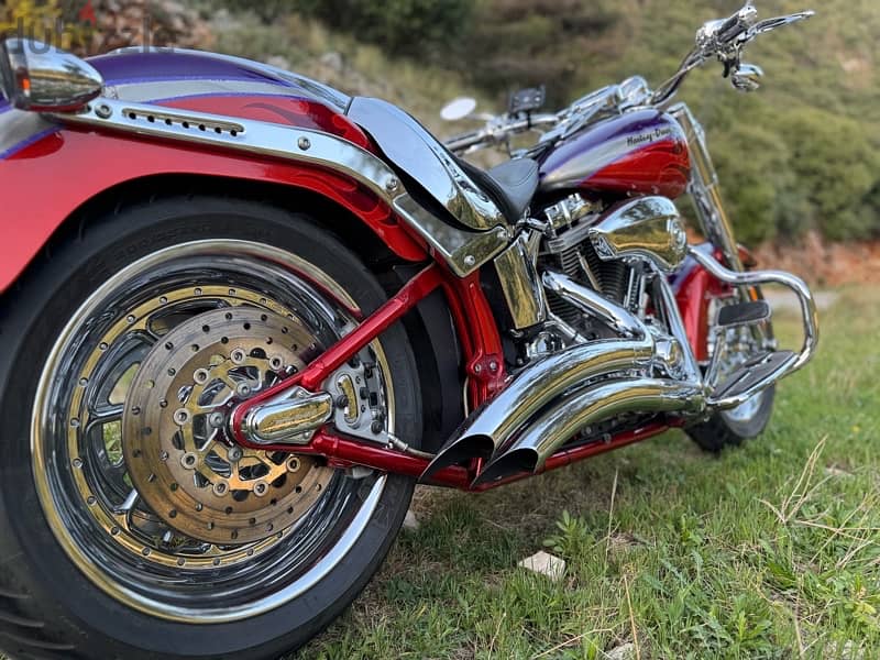 Fatboy screaming eagle, CVO 2006 3