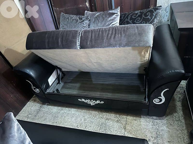 طقم كنبايات شغل istikbal تركي مع طاولة 1