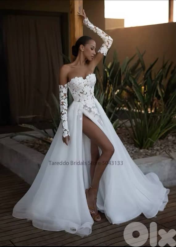Wedding dress for sale 0
