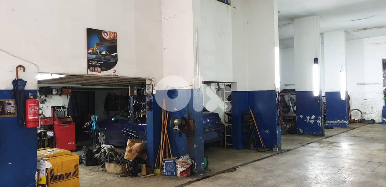 750 SQM  Warehouse- Mechanical garage 4 Sale in Sarba - مستودع   صربا 0