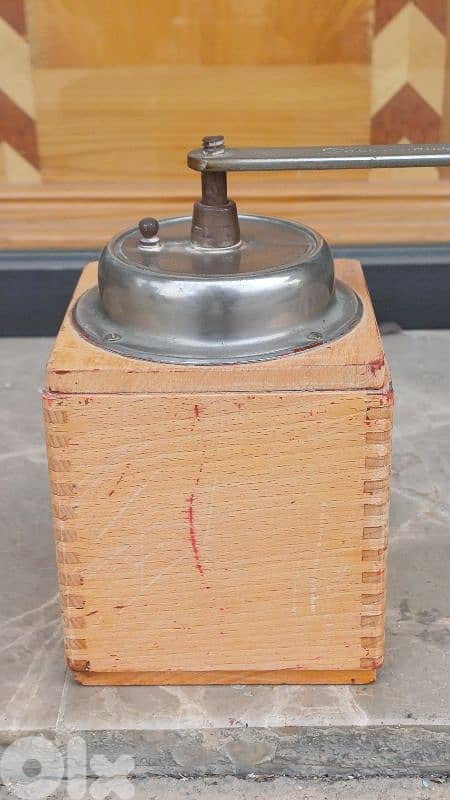 antique 4