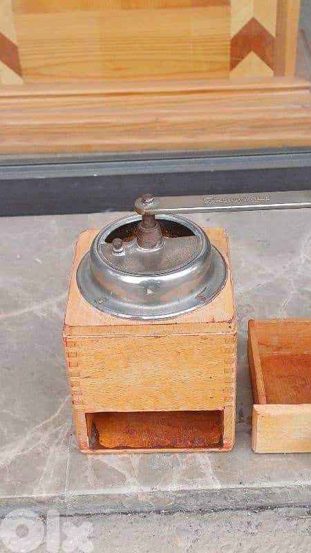 antique 6