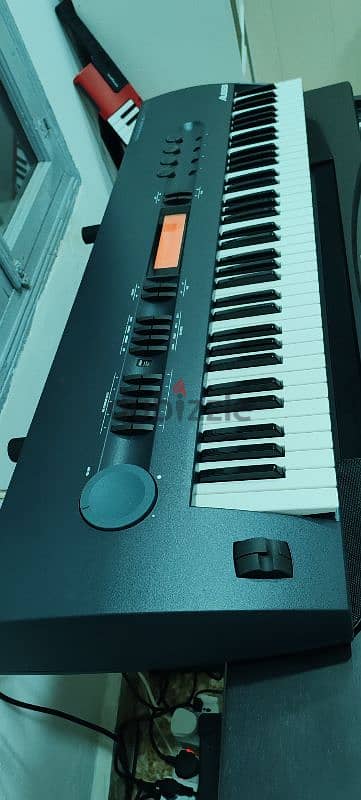 ALESIS PROFESSIONAL SYNTHESIZER 0