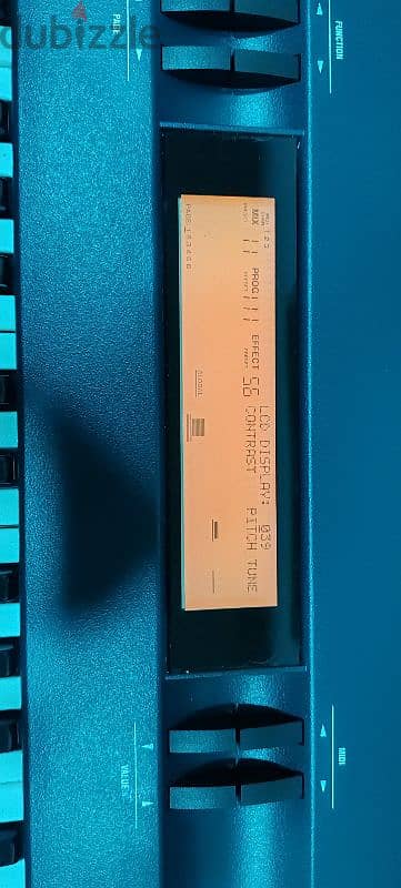 ALESIS PROFESSIONAL SYNTHESIZER 4