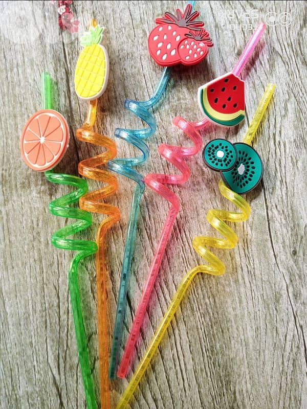 party and cocktails straws 5