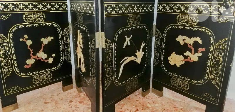 Chinese four-panel lacquered coromandel screen 1