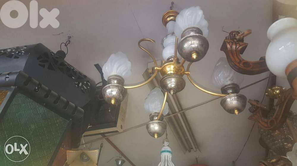 ثرية قديمة 4 لمبات مميزة 0