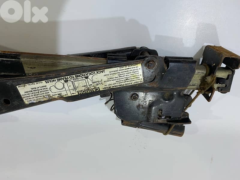 old jack lifter for big jeeps and trucks 7