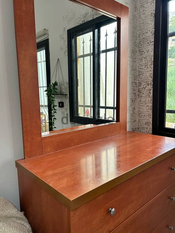 closet and night stands 3