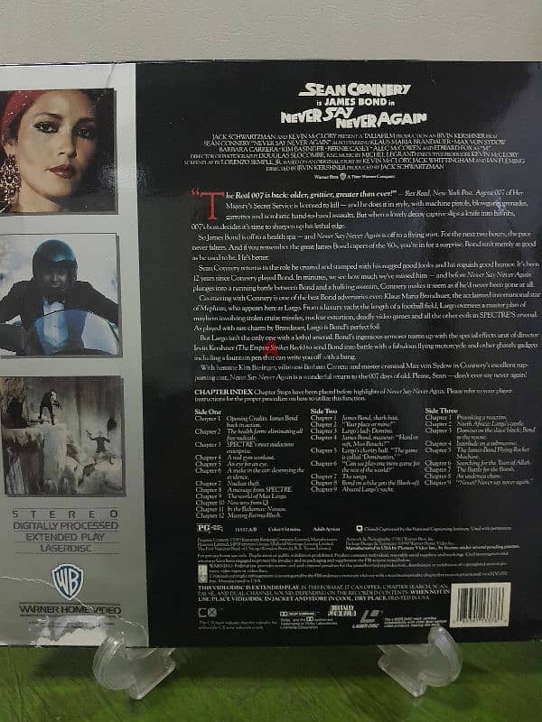 JAMES BOND Collection Lot 7 deluxe LB/WS Laserdiscs 10$ each 13