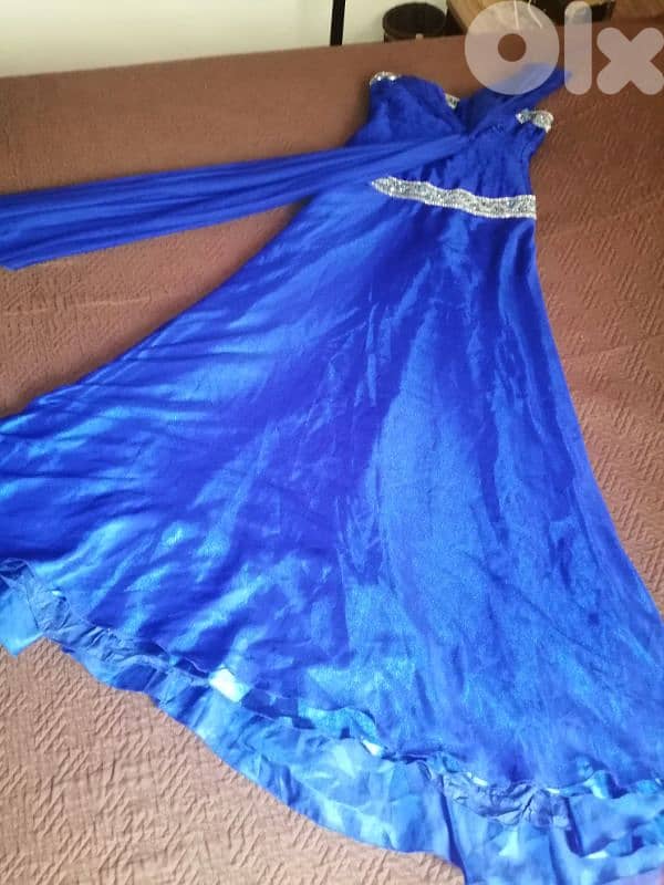 فستان لا جميع المناسبات 0