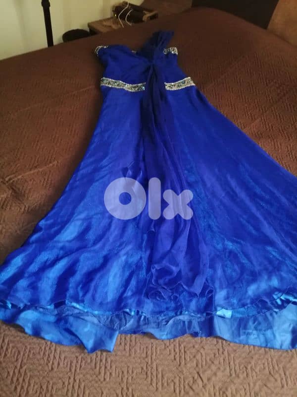 فستان لا جميع المناسبات 5