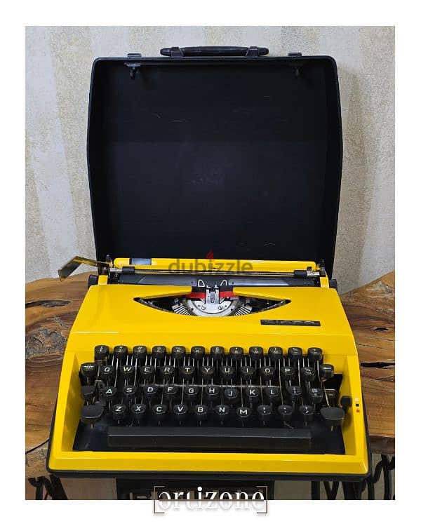 Adler tippa typewriter dactylo 2