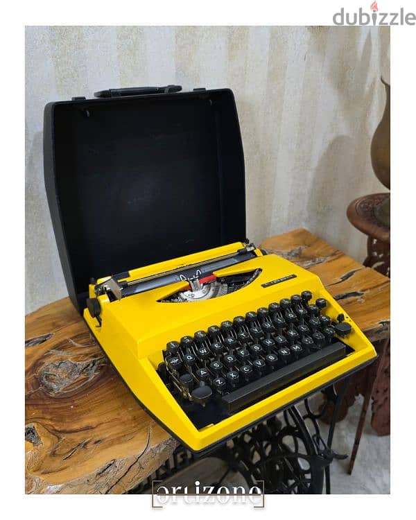 Adler tippa typewriter dactylo 9