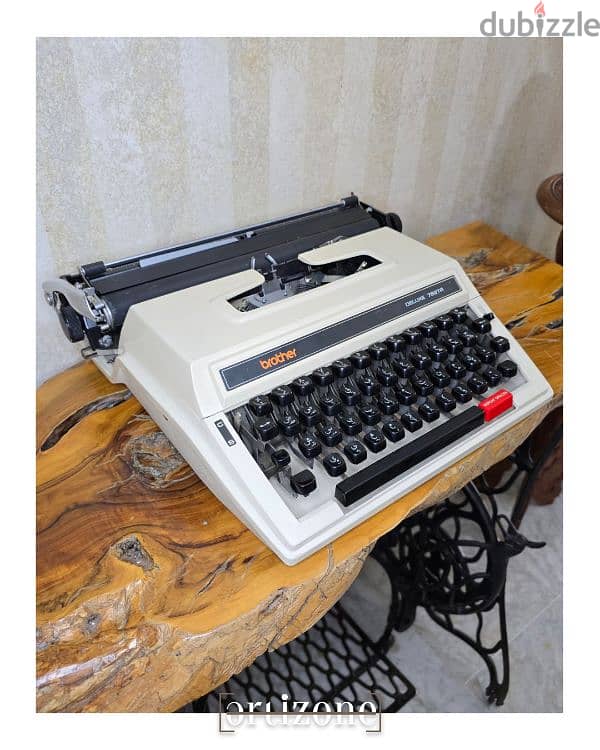 Brother Deluxe 762 TR Arabic typewriter dactylo 3