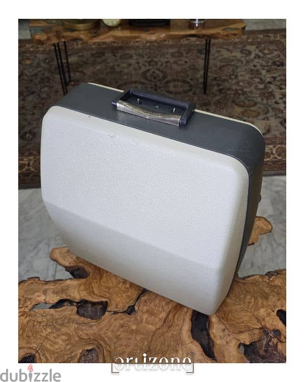 Triumph gabriele 10 typewriter dactylo 4