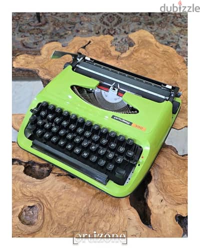 Privilege typewriter dactylo