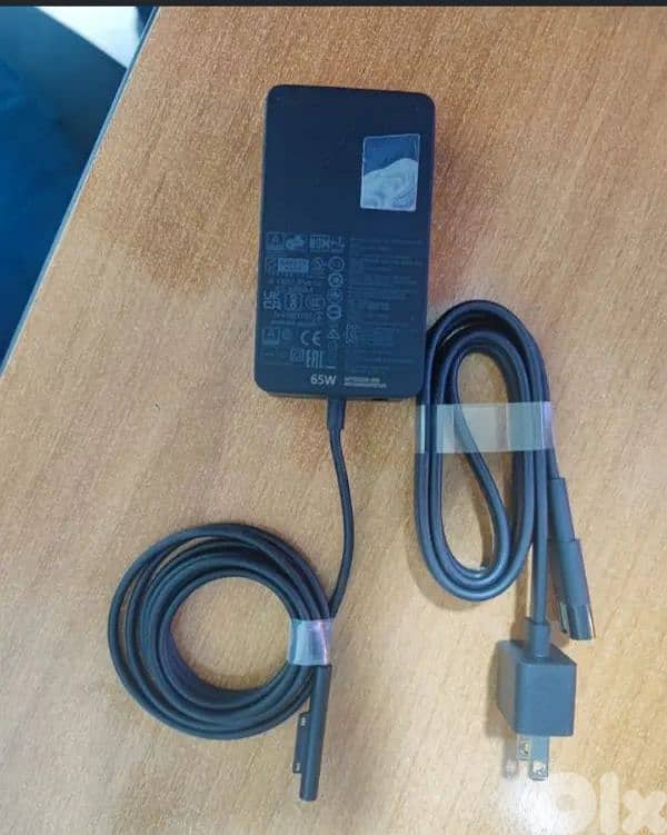 Microsoft surface X pro charger 0