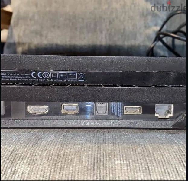 PS4 pro 1TB + 2 controllers + 6 games bundle 1