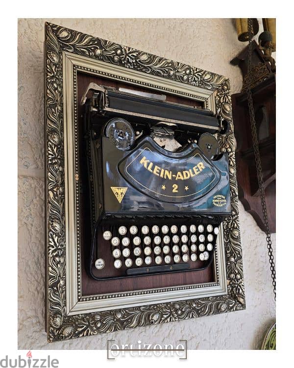 Vintage Framed Typewriter / Dactylo 3