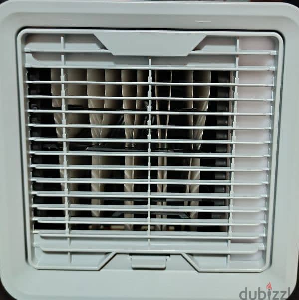 Evaporative air cooler and cool humidities and purifiers air 1