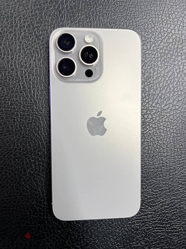 iPhone 15 promax 3