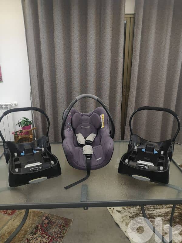 Bebeconfort stroller, car seat and 2 bases 1