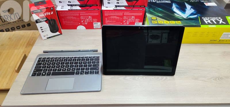 Dell 7210 2 in 1 laptop - tablet with detachable keyboard 1