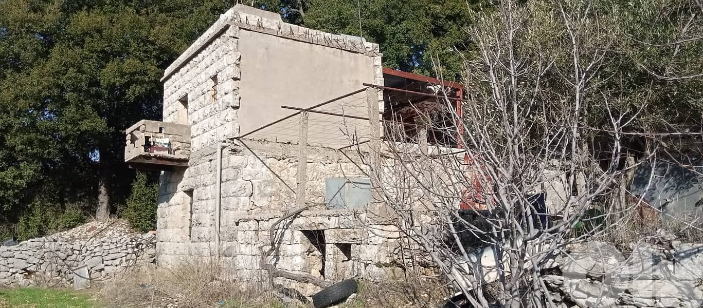 RWB154PK - Land with house for sale in Mechmech Jbeil 10