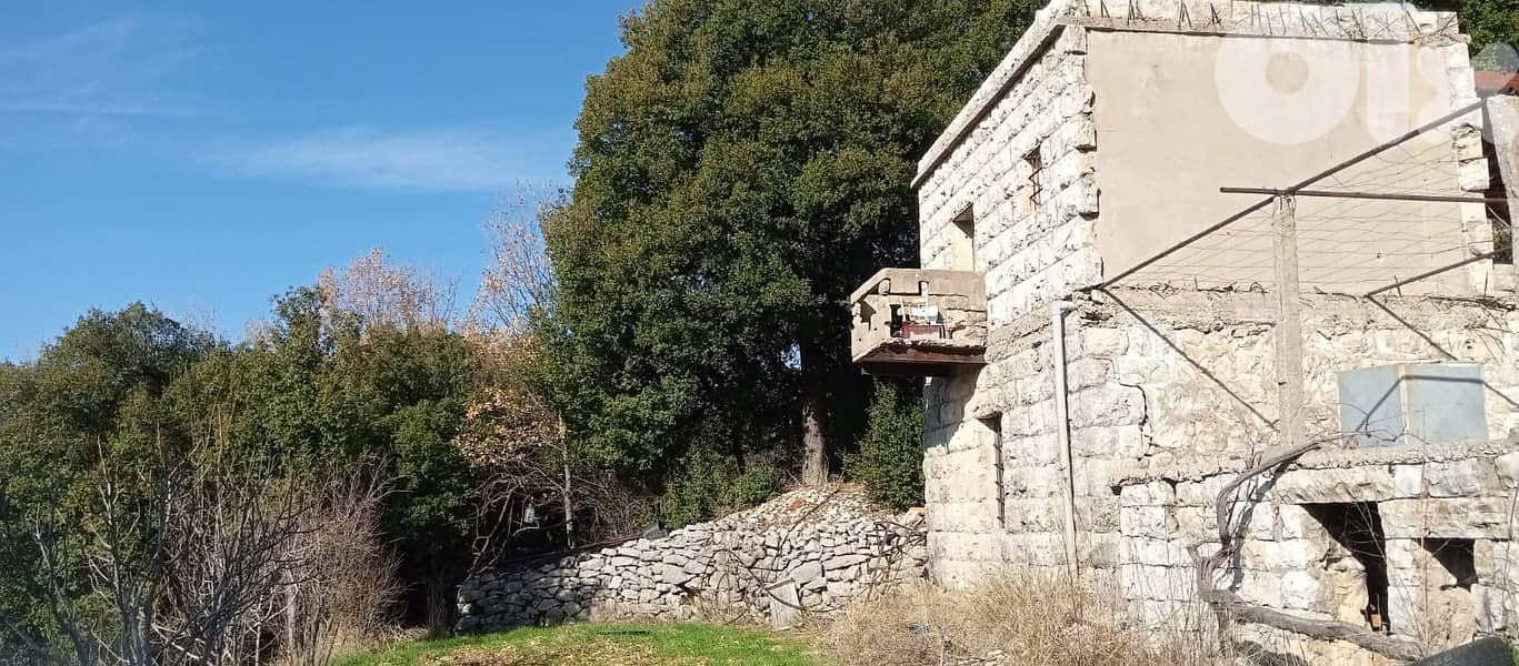 RWB154PK - Land with house for sale in Mechmech Jbeil 12